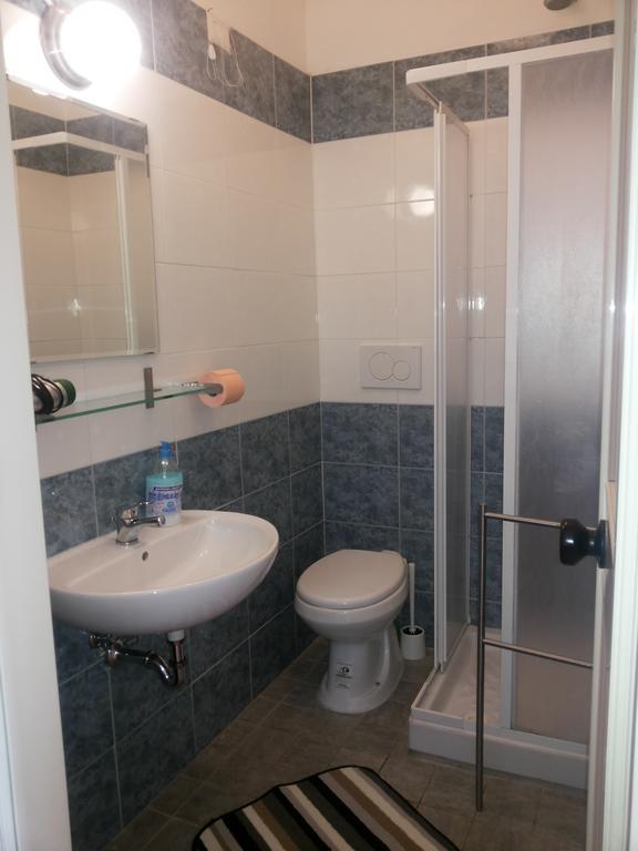 Sandy Hotel Rome Bagian luar foto