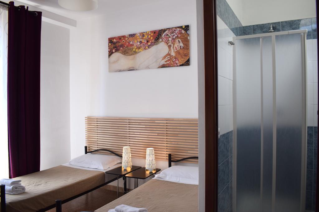Sandy Hotel Rome Bagian luar foto